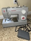 Singer 4423 Heavy Duty Sewing Machine In Very Good Condition