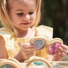 Kaplan Early Learning Light And Color Textured Discs