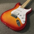 Full-size Electric Guitar With Amp And Accessories Donner Dst-95 Cherry Burst