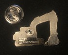 New Caterpillar Tractor Truck Excavator Lapel Pin Badge 1 Inch