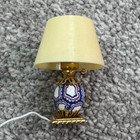 Vtg Dollhouse Miniature Electric Porcelain   Brass Lamp Blue White   Dark Red