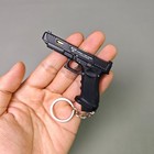 G34 Alloy Mini Pistol Keychain Toy 1 3 Scale Shell Ejection Free Assembly