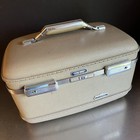 American Tourister Tiara Train Case Cosmetic Luggage Taupe Green Vintage Read