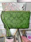 New Coach Colorblock Signature Corner Zip Wristlet - Green