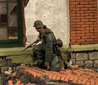 Britains World War 2 German 25236 German Grenadier Kneeling No 2