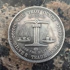 Vintage Eagle Us Flag Coin 1 Troy Oz  999 Fine Silver Trade Unit Round Medal