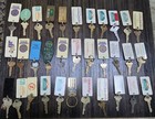 Vintage Motel Hotel Room Keys Fob Howard Johnson Etc Lot Of 33 Mass Il Fl Nj Md 