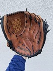 Wilson A2445 Select Youth Leather 11  Baseball Glove Rht Brown Dual Hinge Web