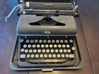 Vintage Royal Quiet De Luxe Portable Typewriter With Case Made In Usa
