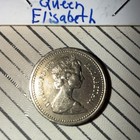 1983 One Pound Coin Queen Elizabeth Ii Decus Et Tutamen British Error