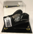 Mike Tyson Signed Black Everlast Right Glover W display Case   Becket Witness