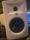 Jbl 305p Mkii 5  Powered Studio Monitor - Super White