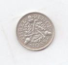 Britain Silver Uncirculated 1935 3 Pence-lot A2