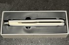 Brand New Chi Lava 1 5    Ceramic Hair Straightener   Flat Iron White    In Box