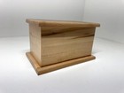 Medium Maple Urn