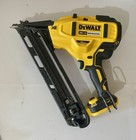 Dewalt-finish Nailer-used-20v Cordless 2-1 2 In  15-gauge bat-char-bag Included