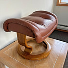 Ekornes Stessless Brown Leather Tufted Style Ottoman   Footstool  Teak Wood Base