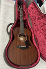 Taylor Ad22e Electric Acoustic Guitar With Case