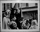 Elizabeth Montgomery Press Photo 1969 Bewitched Stamped Dated  Oct 26 Halloween