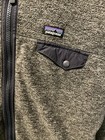 Patagonia Kid s Size Synchilla Full Zip Fleece Size Xxl  16-18  Snap Pocket Gray