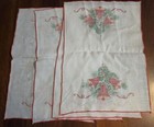 Vtg White Holiday Cloth Napkins Set Of 4 Festive Christmas Dinner Table Linen