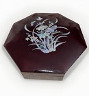 Vintage Japanese Lacquered Mother Of Pearl Octagonal Lidded Box  Divided 5 Pc