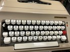 Vtg  1970s Underwood Model 319 Portable Manual Typewriter W hard Case 